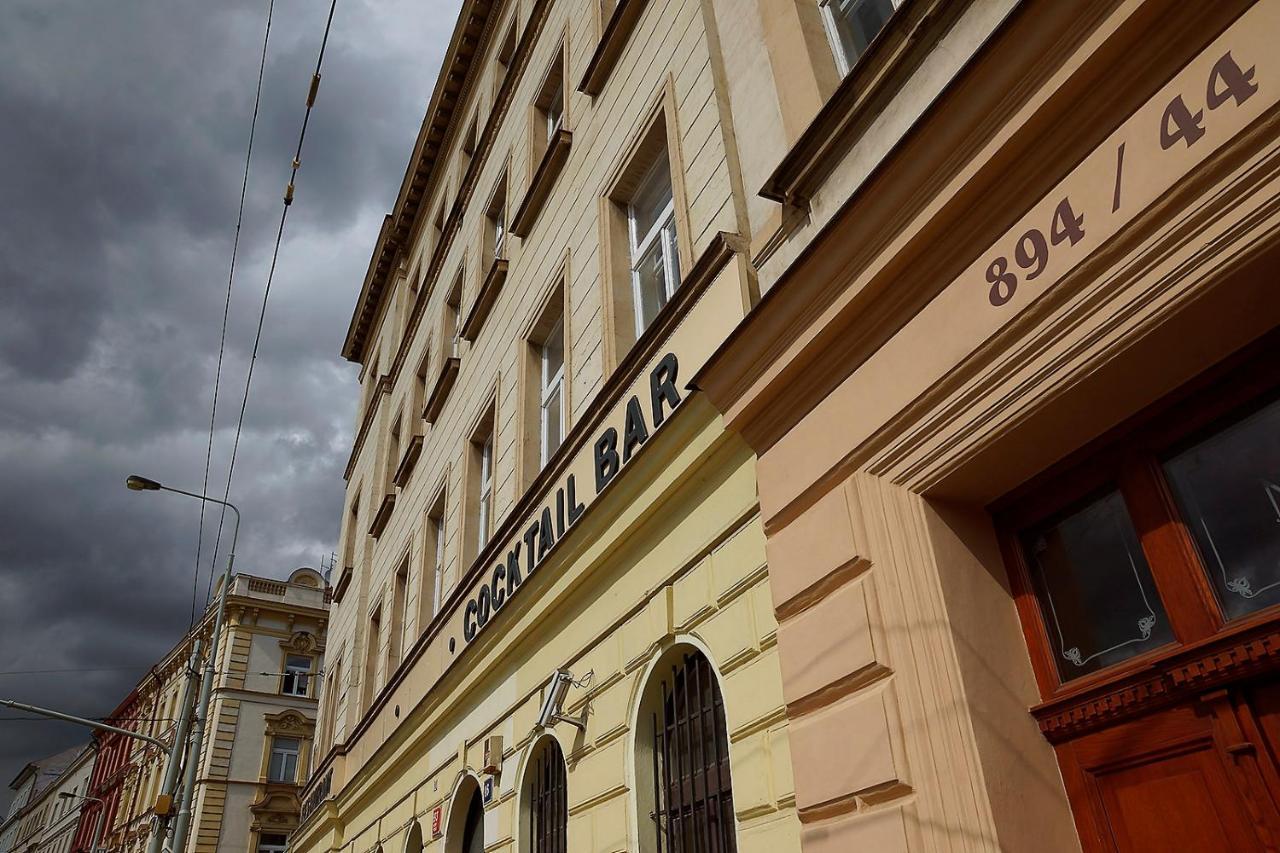 Light Rooms Прага Екстериор снимка